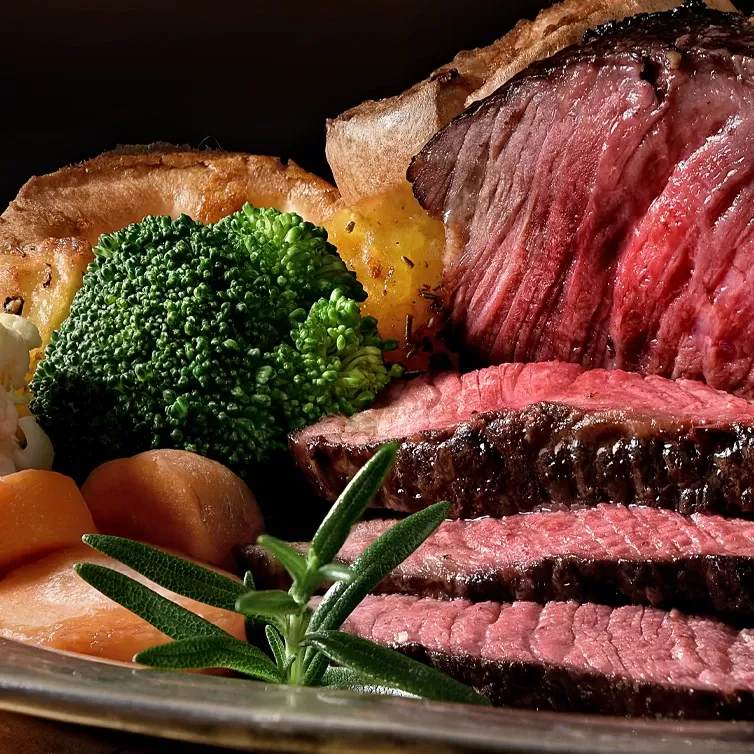 Sunday Lunch at the Galleon Restaurant